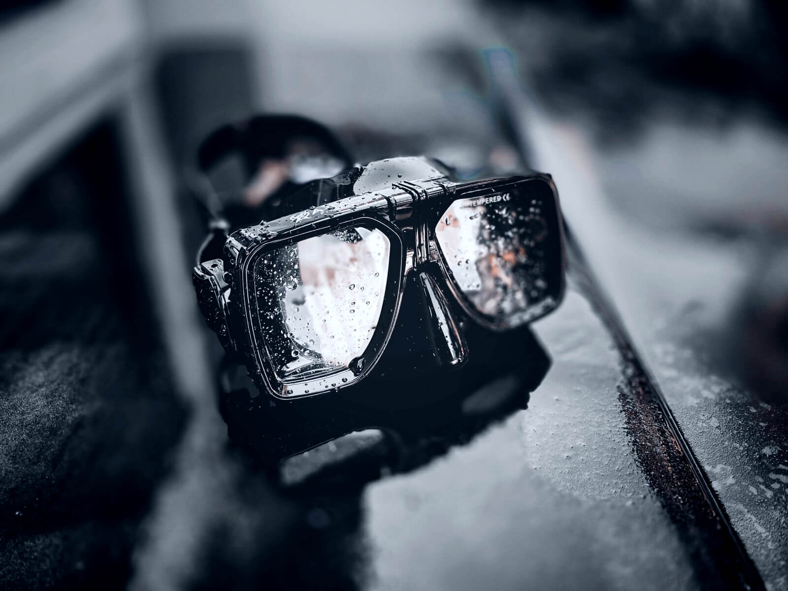 Coast guard twin lens low volume dive mask